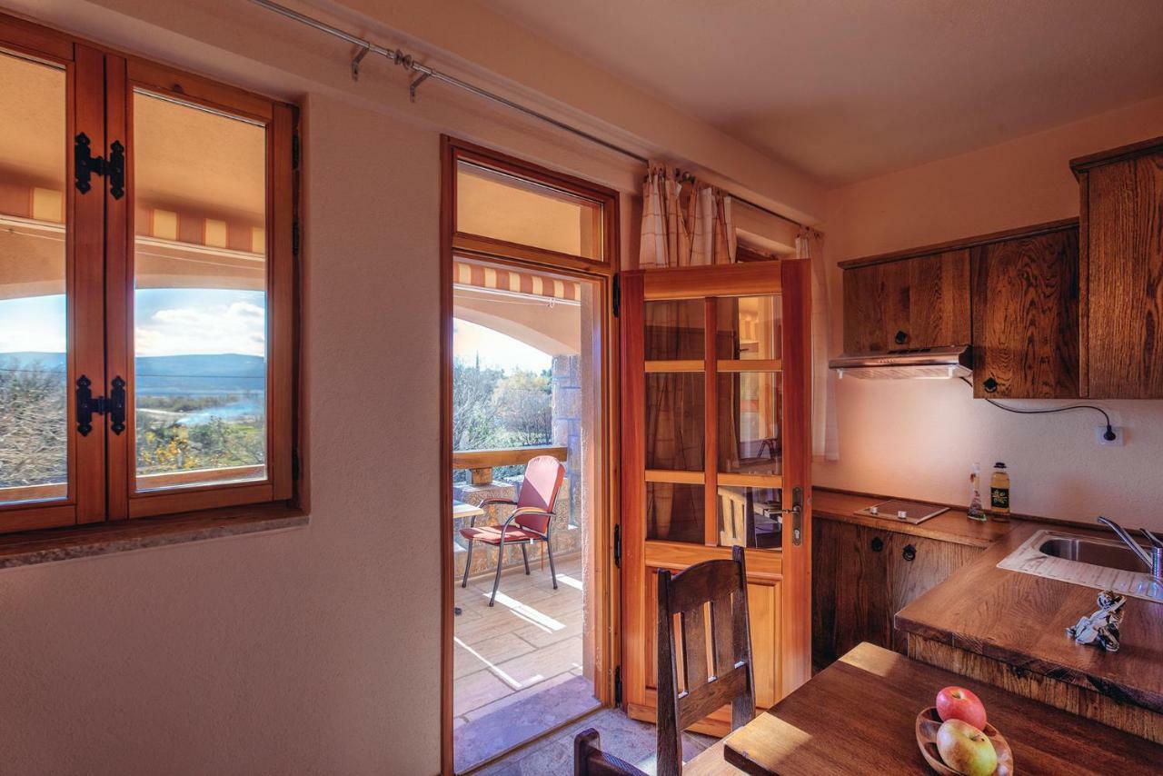 Apartmani I Sobe Dinko Стариград-Пакленица Экстерьер фото